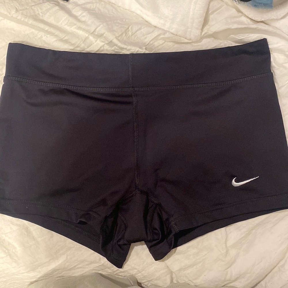 Nike pros Medium